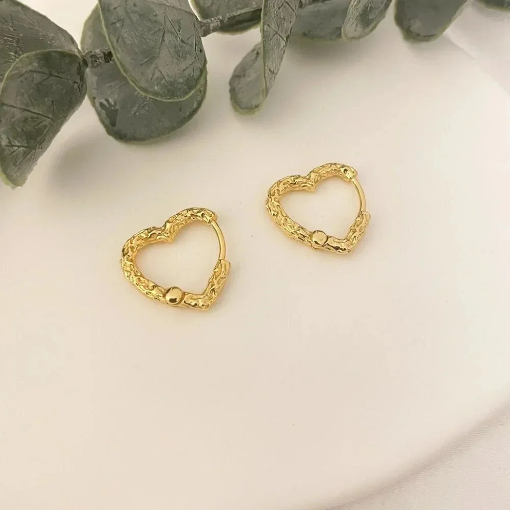 925 Sterling Silver Dainty Heart Huggie Earrings Small Hoop Earrings - Picture 3 of 4